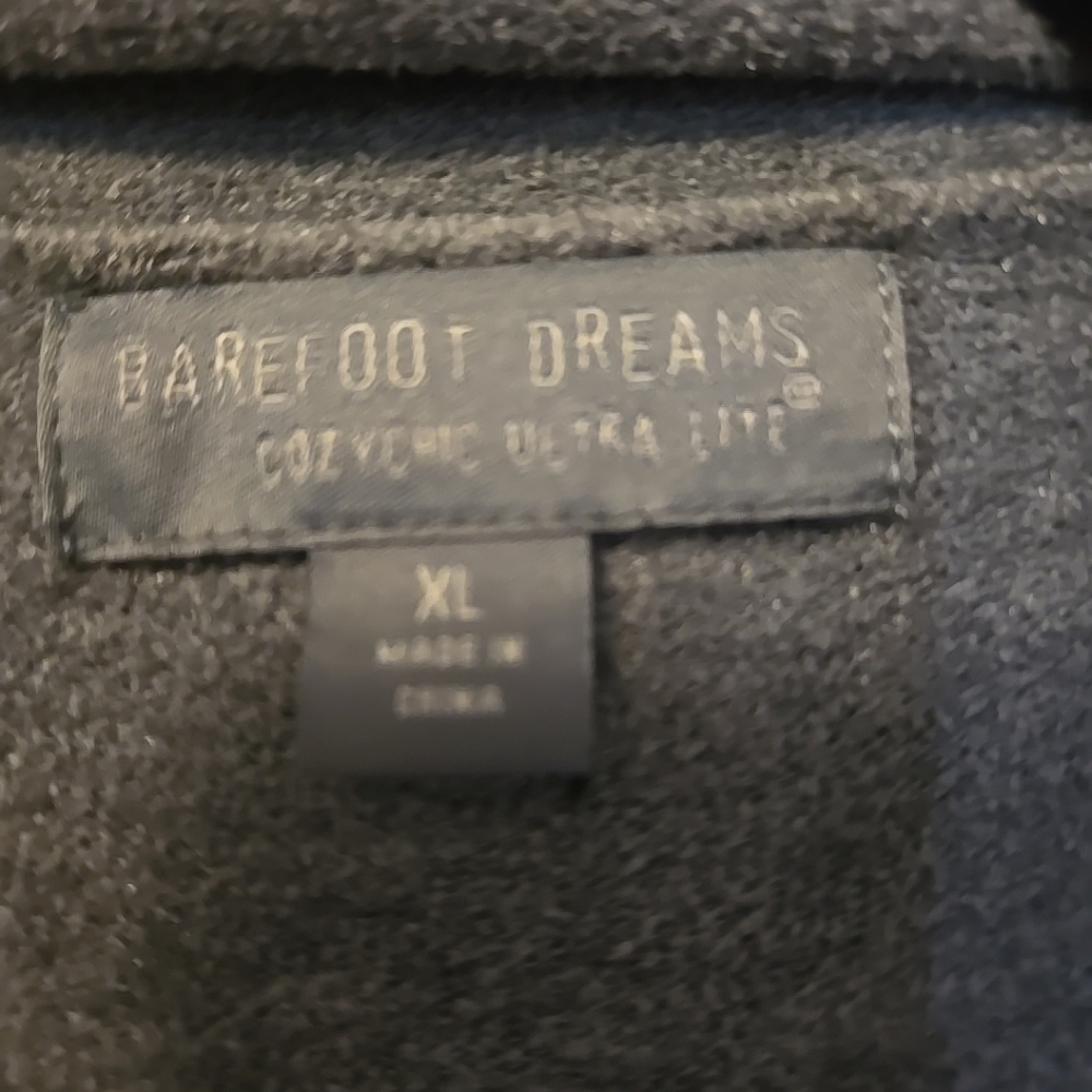 Barefoot Dreams Long Open-Front Cardigan in Light Gray - Picture 4 of 5